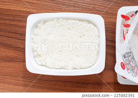 Packed rice, instant rice 125882391