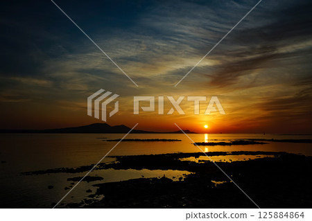 <後藤> 富江露營村黎明時分陽光明媚 <後藤> 富江露營村黎明時分陽光明媚 125884864