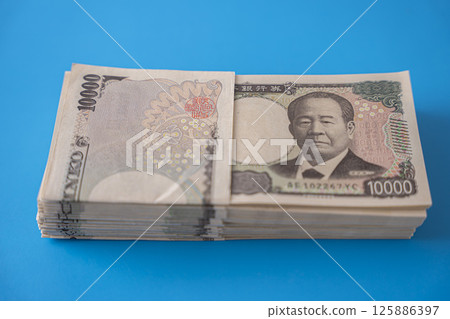 200萬日元1萬日元紙幣 125886397