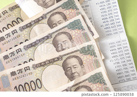 錢和存摺 錢和存摺 125890038