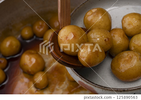 皮煮小土豆的製作過程 125890563