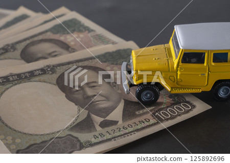 金錢和SUV 125892696