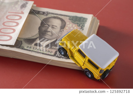 金錢和SUV 125892718