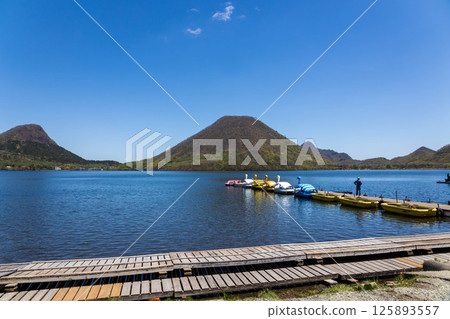 Lake Haruna in fresh greenery, Gunma Prefecture Lake Haruna in fresh greenery, Gunma Prefecture 125893557
