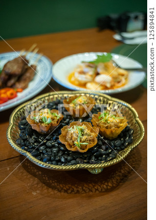 Thai food, Crispy golden cup with herbs filling 125894841