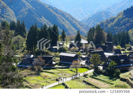 Toyama Trolley Train Gassho Style 125895566