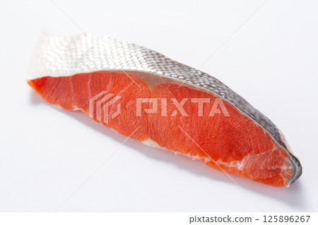 Salmon salmon fillet 125896267