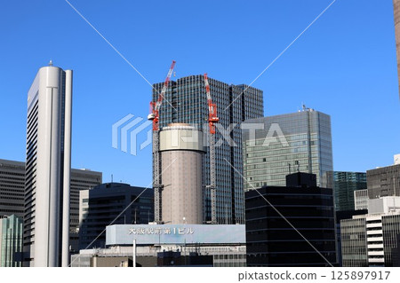 Umeda buildings and Marubiru being demolished 125897917