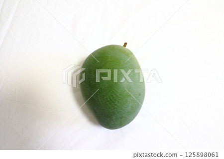 Keitt mango on white background Keitt mango on white background 125898061