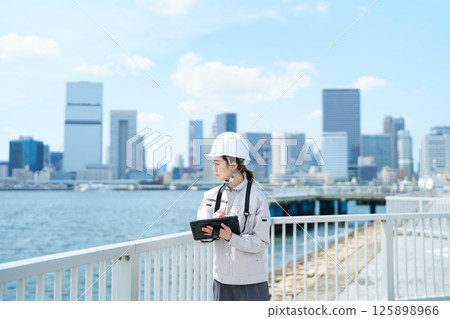 Women in the Construction Industry 125898966