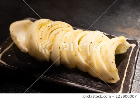 鹹洋蔥搭配美味烤蔬菜 125900007