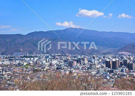 View of Matsumoto city from Matsumoto Castle Park, Nagano Prefecture View of Matsumoto city from Matsumoto Castle Park, Nagano Prefecture 125901183