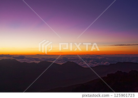 Sunrise at the summit of Haleakala, Maui Sunrise at the summit of Haleakala, Maui 125901723