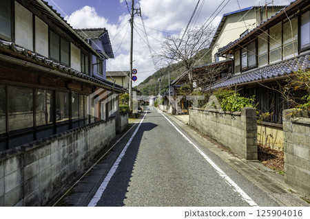 Forestry and Nose Streets, Izumo Kaido, Mimasaka City, Okayama Prefecture 125904016