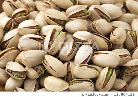 Pistachio 125904121