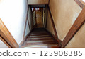 Unoccupied house 125908385