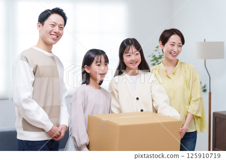 Family packing for moving Family packing for moving 125910719