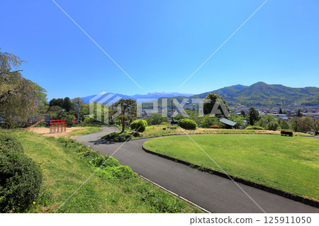 Kaminoyama Castle, a famous castle in Hashu 125911050
