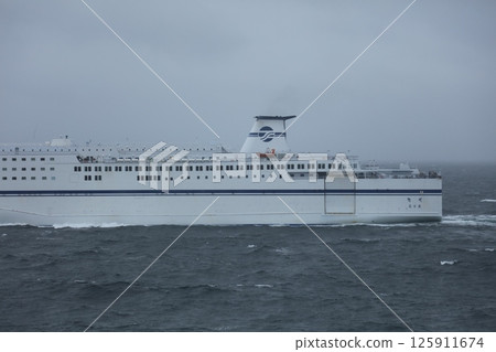 從渡輪經過 125911674