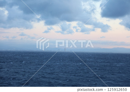 從渡輪登陸 125912650