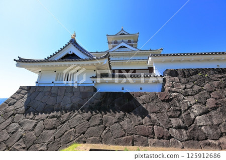 Kaminoyama Castle, a famous castle in Ushu 125912686