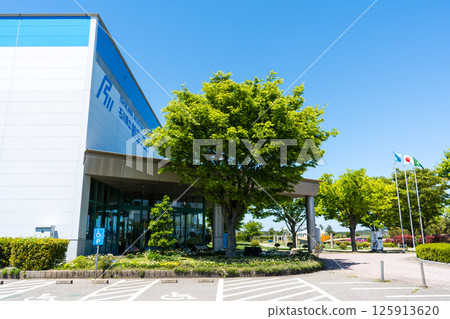 Clear blue sky and the scenery of Ishikawa Prefectural Aviation Plaza | Ishikawa Tourism Image | Komatsu City, Ishikawa Prefecture 125913620