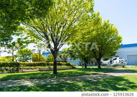 Clear blue sky and the scenery of Ishikawa Prefectural Aviation Plaza | Ishikawa Tourism Image | Komatsu City, Ishikawa Prefecture Clear blue sky and the scenery of Ishikawa Prefectural Aviation Plaza | Ishikawa Tourism Image | Komatsu City, Ishikawa Prefecture 125913626