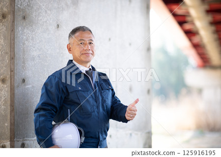 資深現場主管 125916195