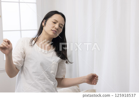 頭暈的女人 125918537