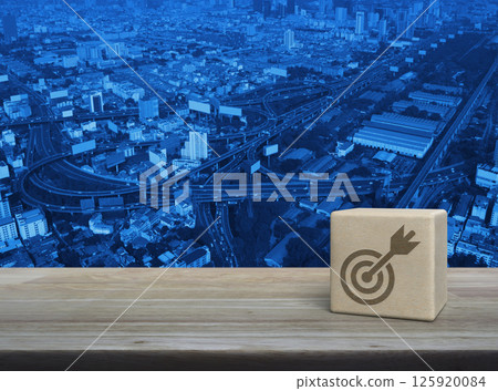 Business success concept 125920084