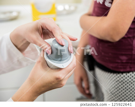 Medical device for glucose check. Continuous glucose monitoring pod. Medical device for glucose check. Continuous glucose monitoring pod. 125922641
