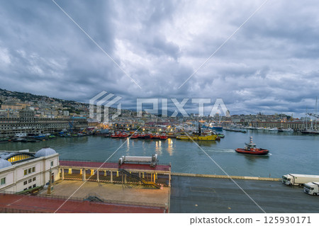 Port of Genoa, Italy in the early morning Port of Genoa, Italy in the early morning 125930171