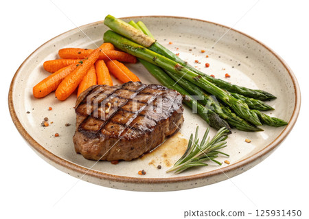Grilled Steak with Asparagus and Carrots 125931450