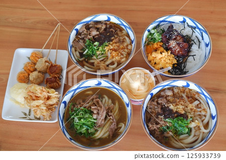 japanese food style noodle japanese food style noodle 125933739