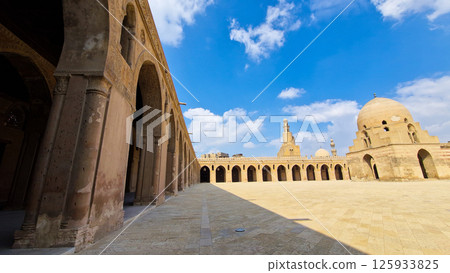 citadel, mosque, building 125933825