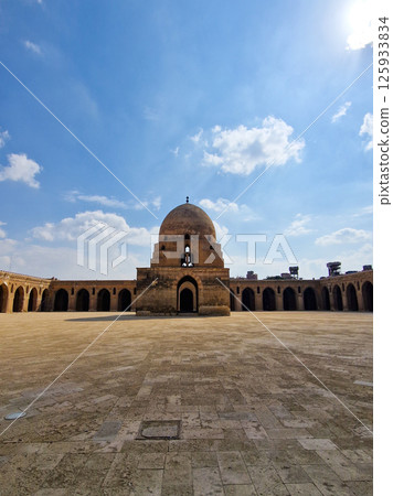 mosque, tower, building 125933834
