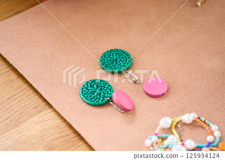 Making handmade accessories: Rings 125934124