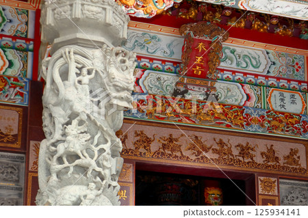 摯愛台灣（台中市高美濕地高美文興宮入口處的騰龍，守護著寺廟免受邪靈和災難的侵擾。） 125934141