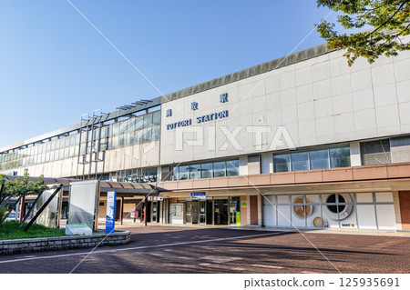 鳥取縣鳥取市晴朗天氣的JR鳥取站（北口） 125935691