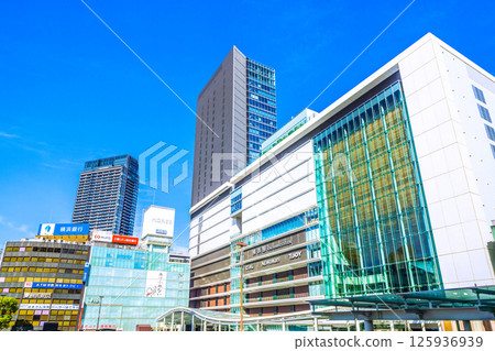 Yokohama cityscape in Japan in May. View of Yokohama Station, JR Yokohama Tower, The Yokohama Front Tower, etc. (7th) Yokohama cityscape in Japan in May. View of Yokohama Station, JR Yokohama Tower, The Yokohama Front Tower, etc. (7th) 125936939