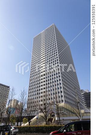 Osaka/Osaka Station Building No. 3 (photographed on February 23, 2025) 125938391