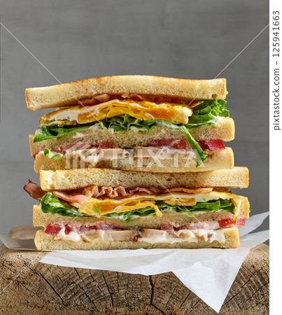 club sandwich stack 125941663