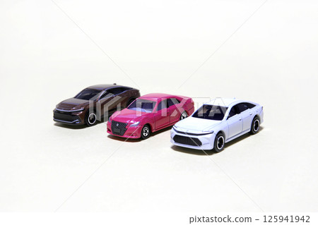 Miniature car, luxury car, Crown, image Miniature car, luxury car, Crown, image 125941942