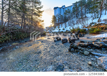 Gunma Prefecture, Agatsuma-gun, Kusatsu Onsen, Sainokawara Park in the early morning 125943865