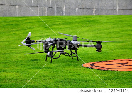 An industrial revolution in the sky! Drones are useful in many areas... An industrial revolution in the sky! Drones are useful in many areas... 125945334