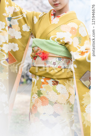 穿和服的女人，沒有臉 125946676