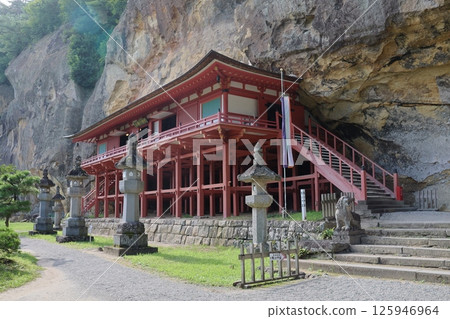 平泉獨石岩屋毗沙門堂 125946964