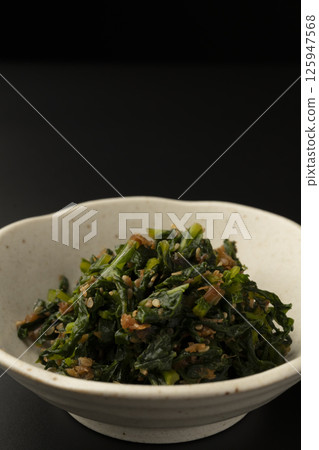 Braised daikon leaf radish, daikon leaf furikake, daikon leaf stir-fry, daikon leaf furikake 125947568