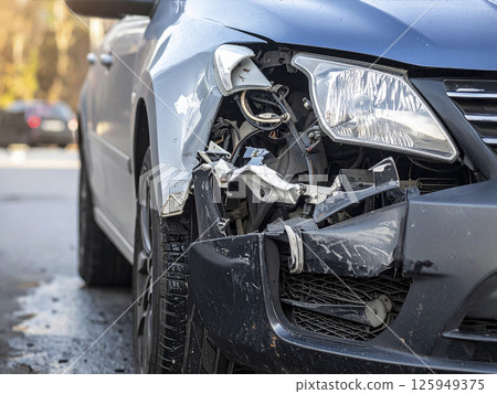 交通事故：人工智慧生成的圖像 125949375