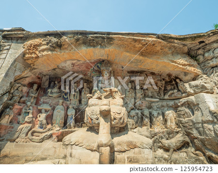 Buddha statues at Dazu Rock Carvings in Chongqing Buddha statues at Dazu Rock Carvings in Chongqing 125954723